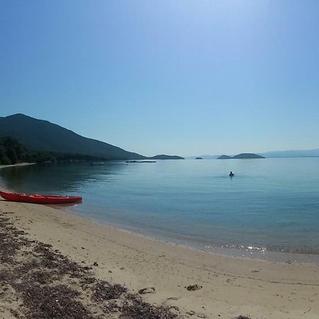 Gougousis Apartments Kaloyiros Εξωτερικό φωτογραφία