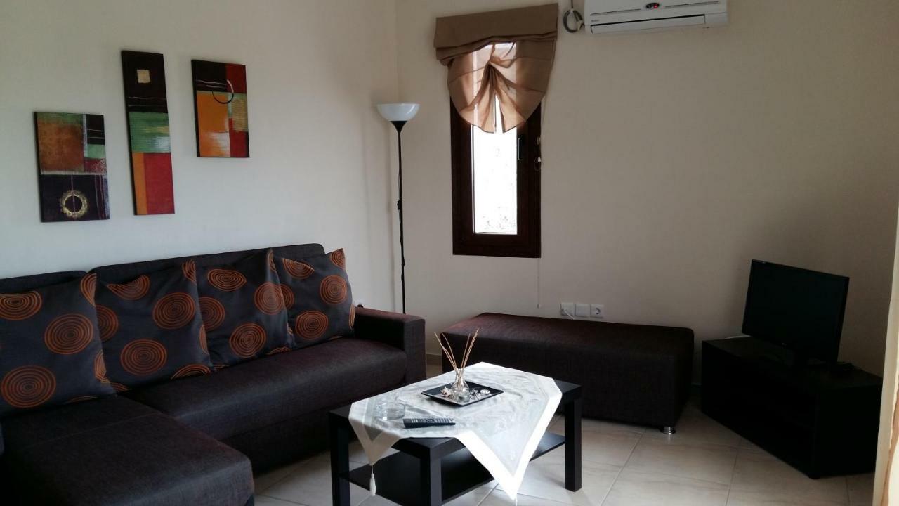Gougousis Apartments Kaloyiros Εξωτερικό φωτογραφία