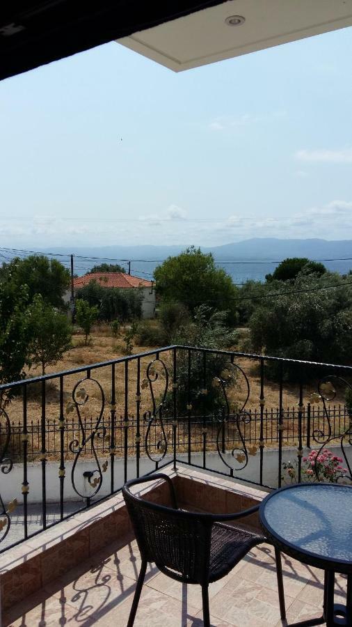 Gougousis Apartments Kaloyiros Εξωτερικό φωτογραφία